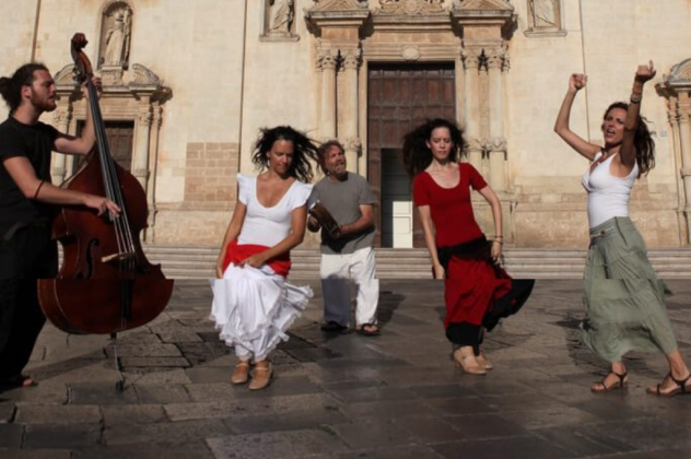 Οι Encardia για τα παιδιά της Εταιρείας Προστασίας Σπαστικών Πόρτα Ανοιχτή
