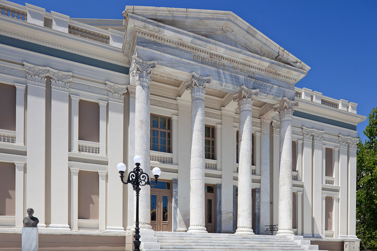 Η Θεατρική Ομάδα Ενηλίκων με Αυτισμό στο Δημοτικό Θέατρο Πειραιά για δεύτερη χρονιά!