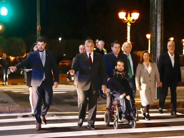 Η πρώτη έξυπνη και σύγχρονη διάβαση πεζών στην Αθήνα!