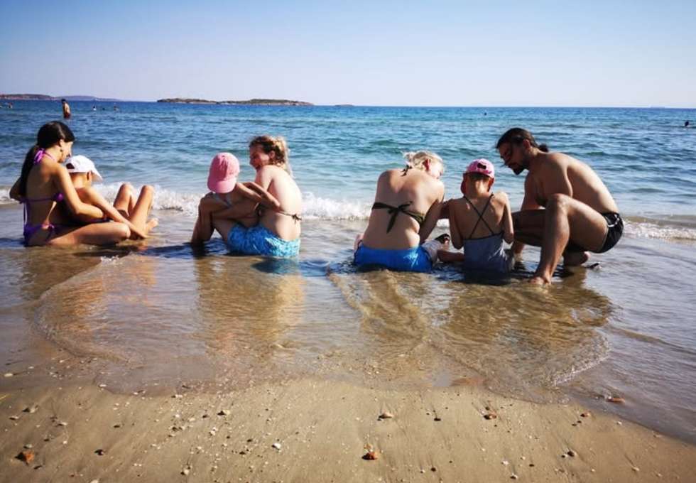 Αναζητούνται συνοδοί για κατασκηνωτικό πρόγραμμα ΑμεΑ