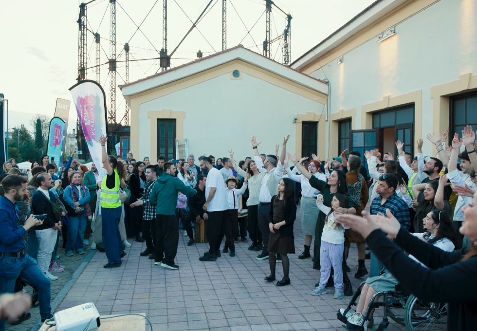 4ο Nevronas FESTival: 487 καλλιτέχνες συναντήθηκαν με περισσότερους από 3.000 επισκέπτες! (Βίντεο)
